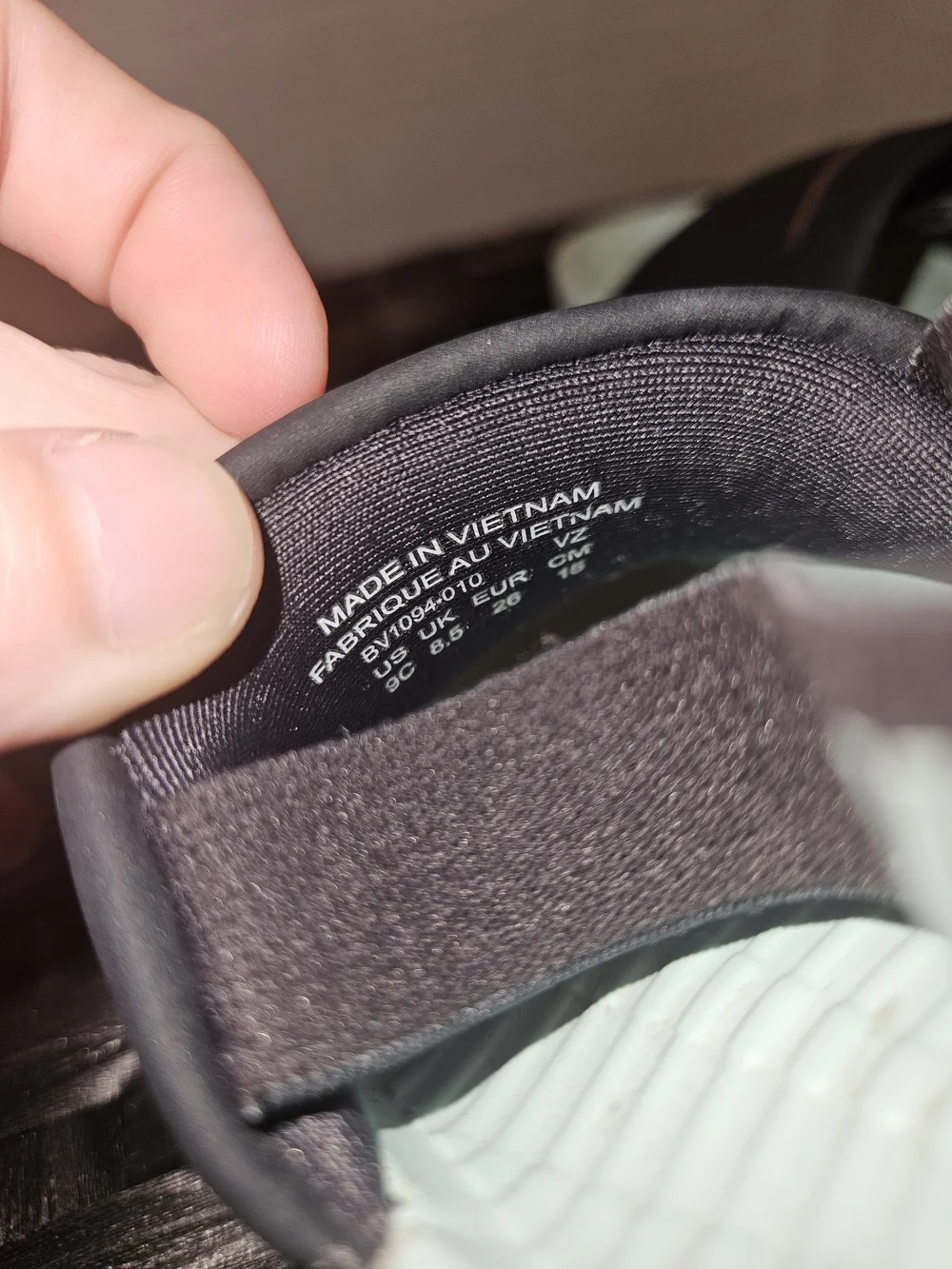 Nike kids slides